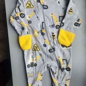 Wonder Nation Gray and Yellow Construction Kids Footie